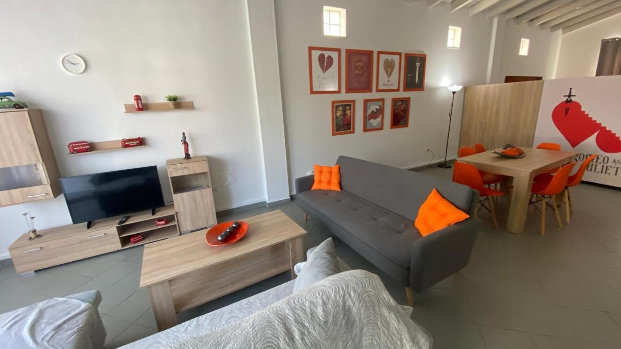 Patras Romeο House Apartment Bagian luar foto