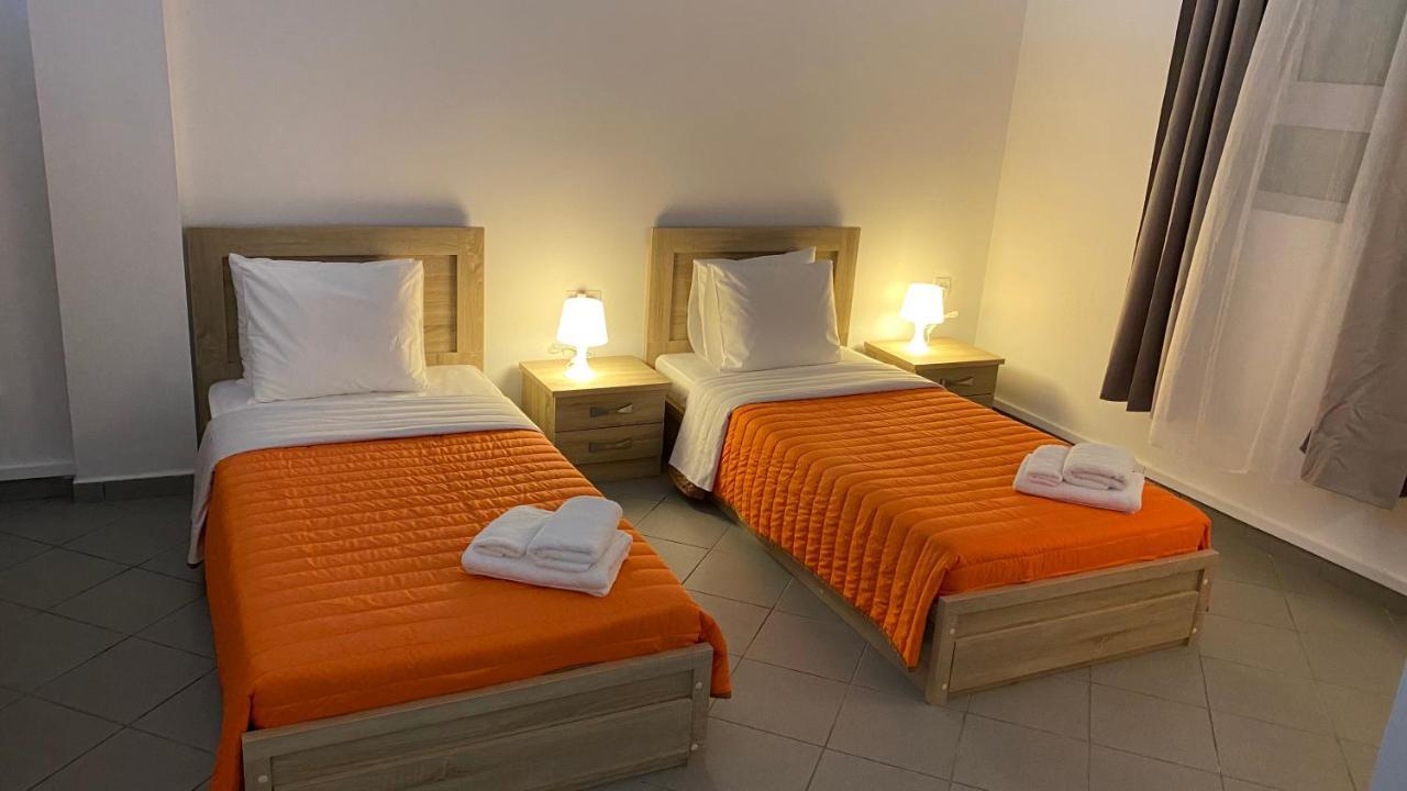 Patras Romeο House Apartment Bagian luar foto