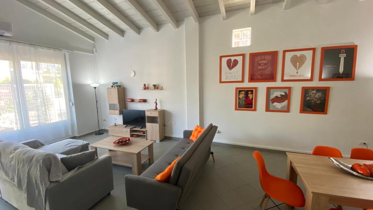 Patras Romeο House Apartment Bagian luar foto