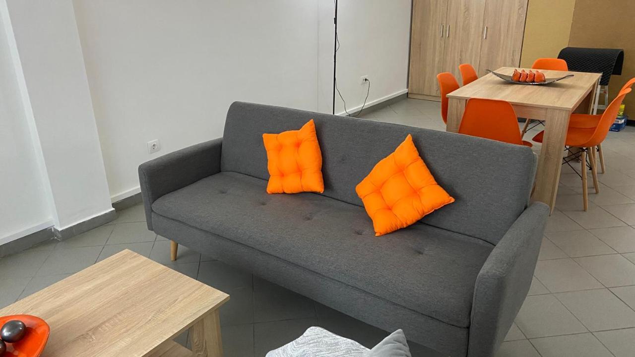 Patras Romeο House Apartment Bagian luar foto