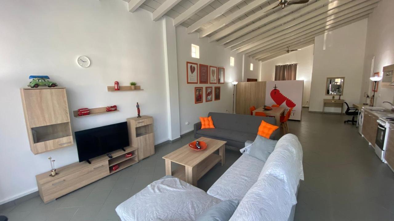 Patras Romeο House Apartment Bagian luar foto