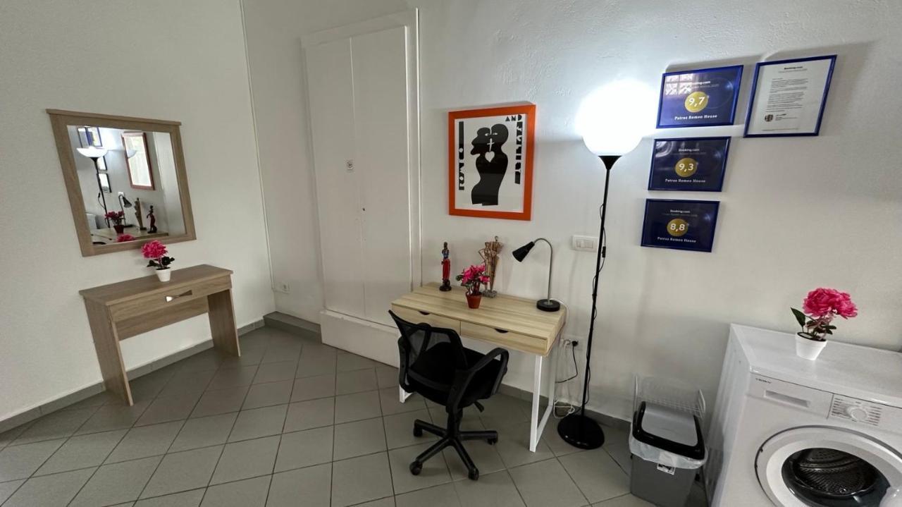 Patras Romeο House Apartment Bagian luar foto