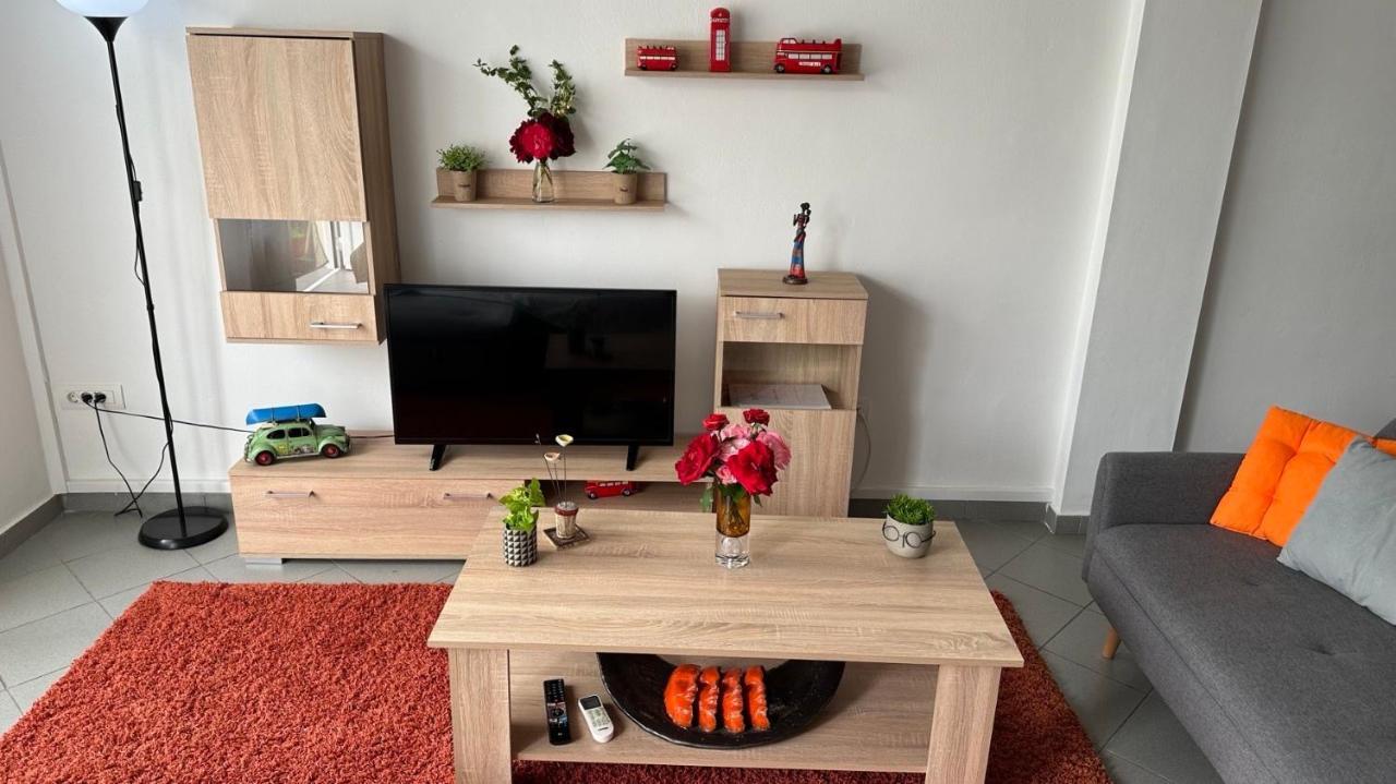Patras Romeο House Apartment Bagian luar foto
